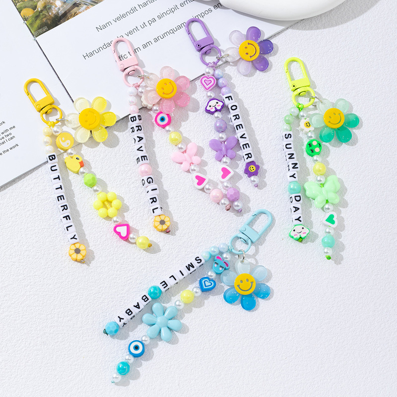 2 Cross-Border Smiley Love Letter Pendants as Gifts for Best Friends and Couples, Cute Backpack Accessories, Gift Keychains 2 Cross-Border Smiley Love Letter Pendants as Gifts for Best Friends and Couples, Cute Backpack Accessories, Gift Keychains