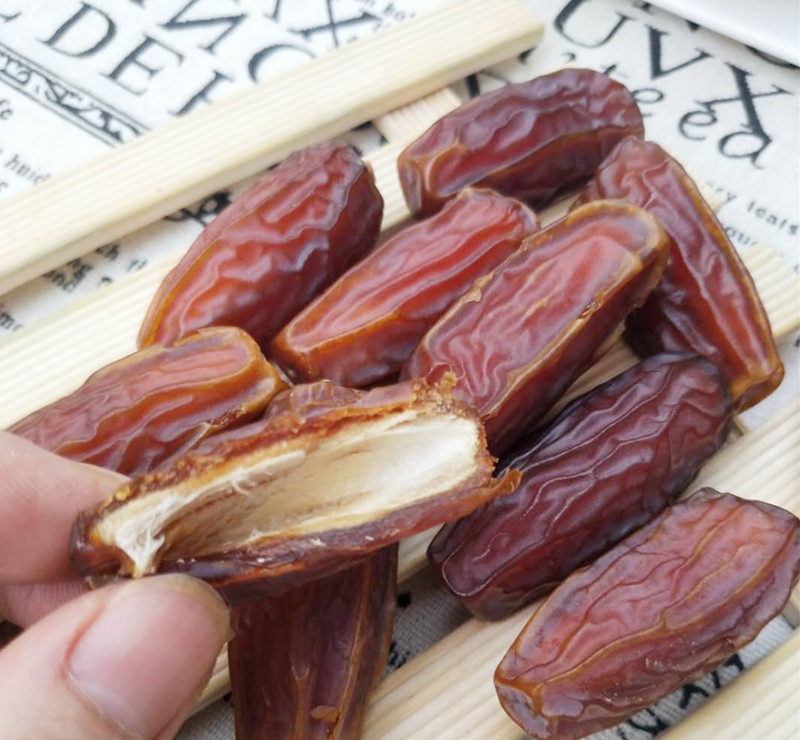 New Arrives in Saudi Arabia Big Date Dubai UAE Date 500g Honey Date Bulk Waxy Sweet Middle East