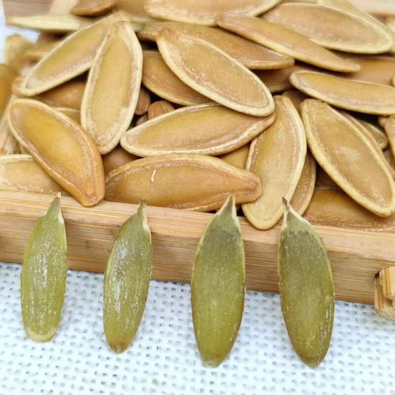 Eagle-Beak Large Pumpkin Seeds from Xinjiang, Braised and Seasoned with Multiple Flavors, 500g, Long and Extra-Large Seeds with Tangerine Peel and Salt and Pepper Seasoning