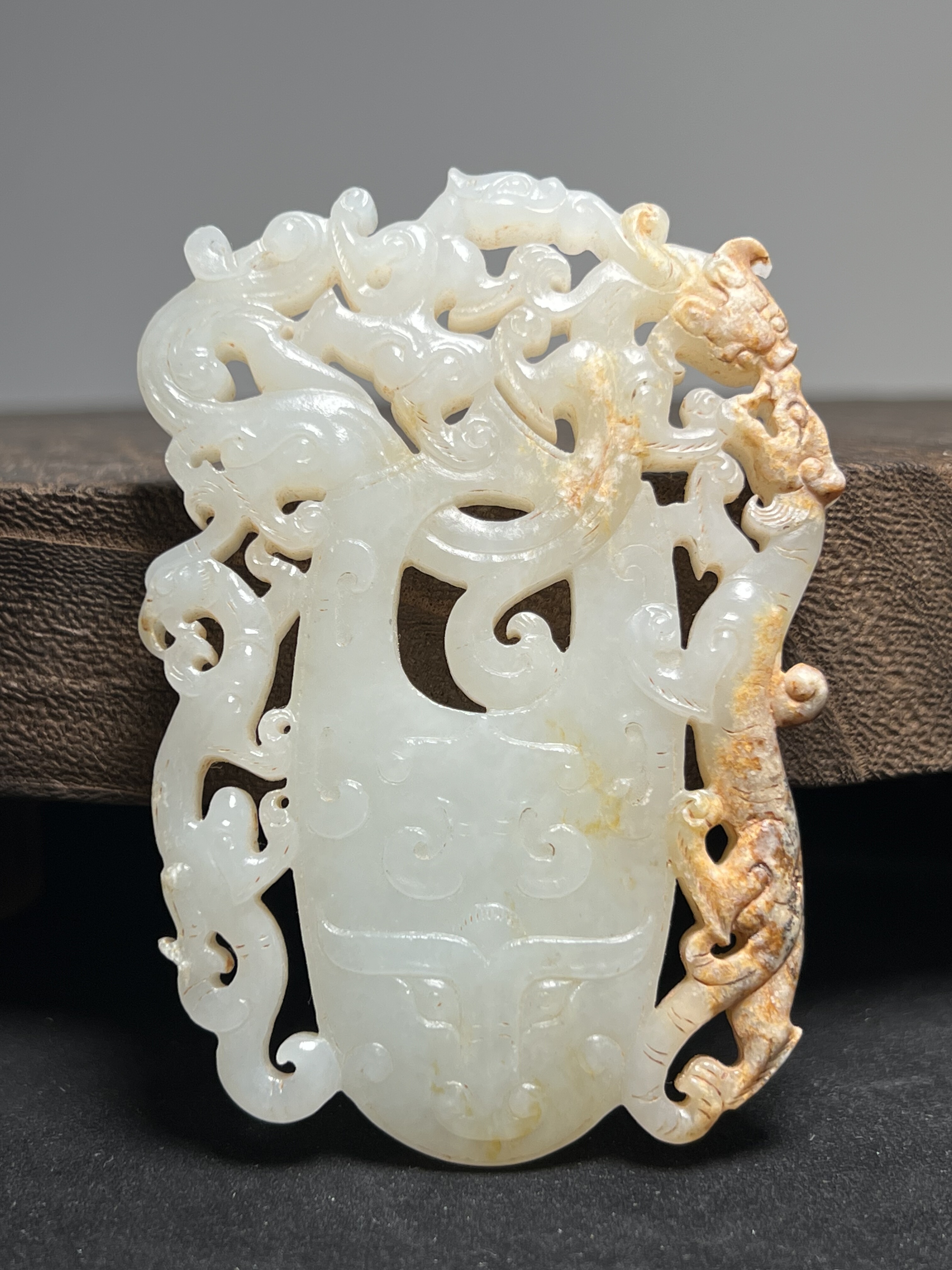 古玉老玉和田玉籽料战国龙凤虎熊纹兽面纹鸡心佩玉韘精品收藏