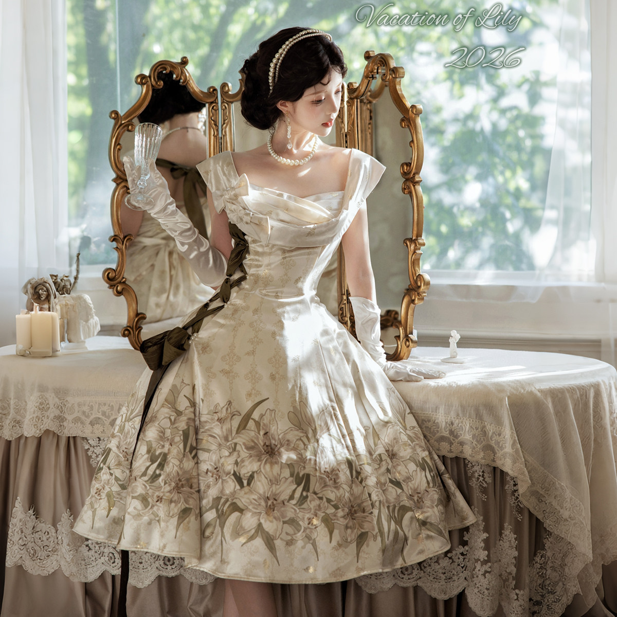 UNCHARTED STARS Holiday Lily Elegant Classic Lolita Dress