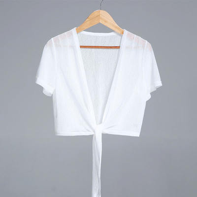 In early summer 2026, a new ice silk shawl is available for Yunnan. Pair it with a skirt and a short cardigan for sun protection