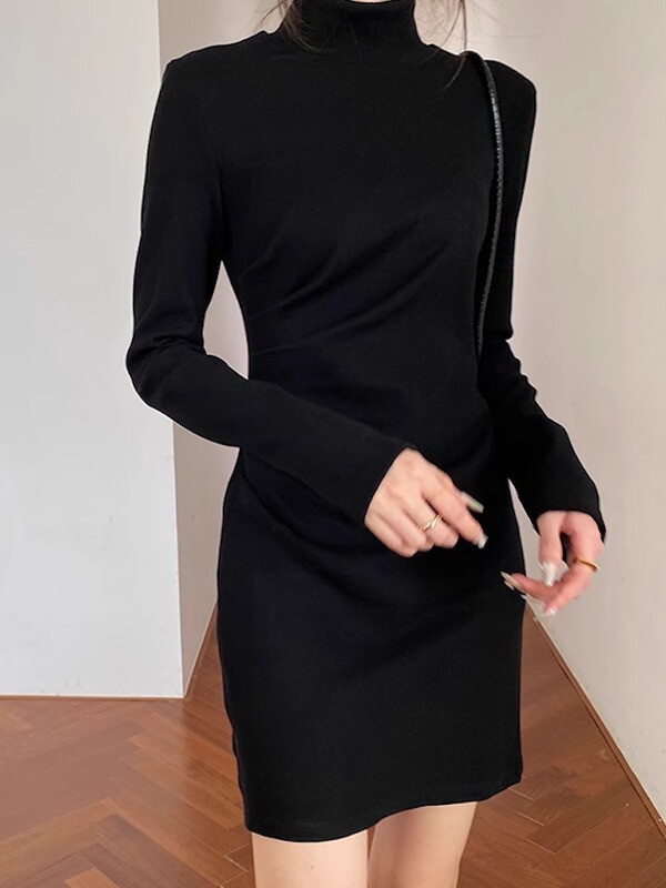 Autumn and Winter Half-High Collar Long-Sleeved Dress with Velvet Windbreaker and Slim-Fitting Waist-Hugging Skirt for Women, Black Bottoming Skirt