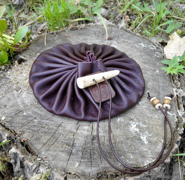 52bushcraftMCQ version of outdoor fire suede bag fire sickle containing Baotou layer of cow leather pure hand sewn