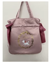 Розовая сумка на одно плечо