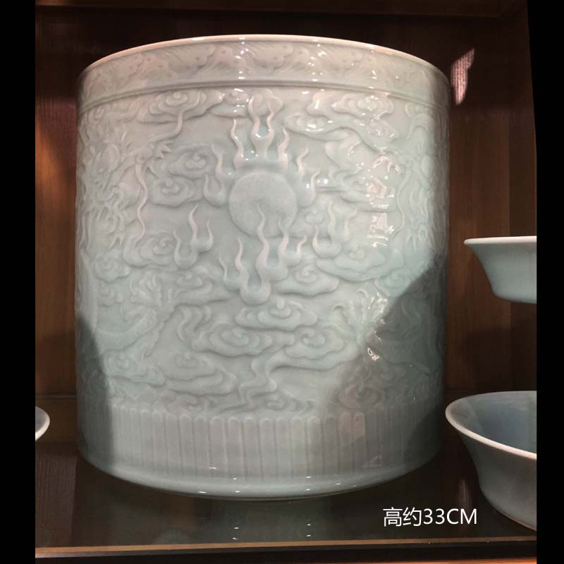 Jingdezhen high - end antique vase 30 double lion handle high about celadon about 40 high pure color cylinder quiver monochrome