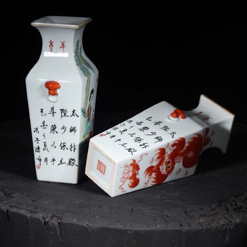 Jingdezhen hand - drawn square porcelain vases red lion lion imitation porcelain vases, the lion of the republic of China vase