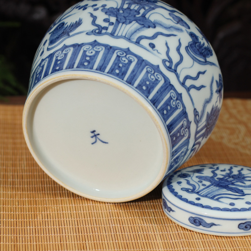 Jingdezhen archaize Ming chenghua of day can of blue and white hand draw day words can hand - made caddy fixings collection