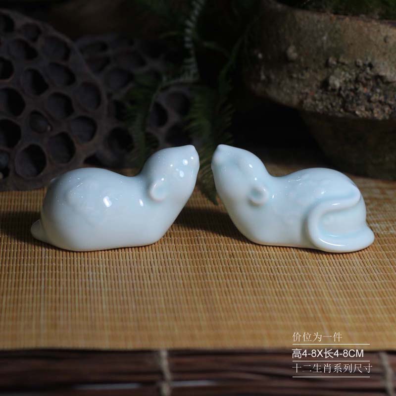 Panda rabbit elephant cow tiger snake horses sheep rabbit chicken dog pig cat zodiac monkey porcelain porcelain furnishing articles