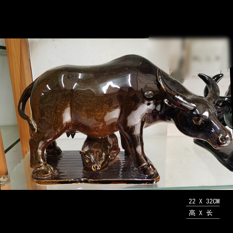 Jingdezhen up red porcelain ox endeavour China bull market red bull auspicious China raging bull