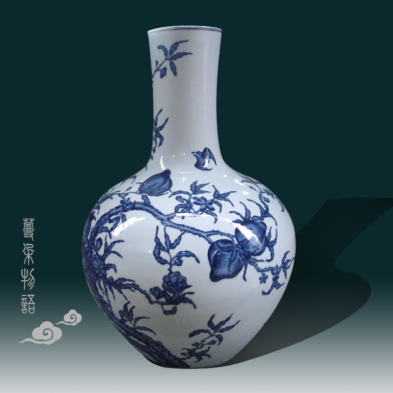 Jingdezhen fine high copy qianlong imperial style of high - grade bats celestial peach peach porcelain porcelain vase