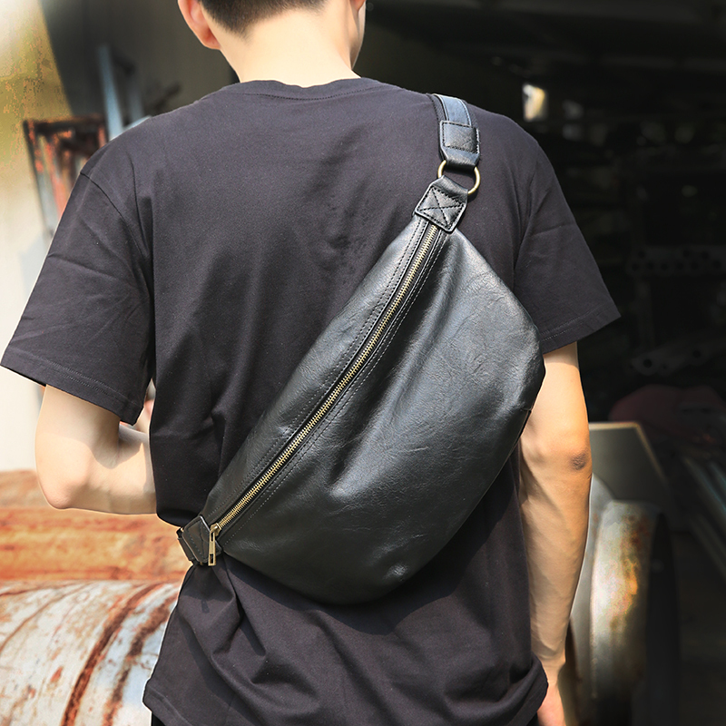 Men's Chest Bag, Small Bag, Fashionable and Trendy Shoulder Bag, Sports Crossbody Bag, Waist Bag, Large Capacity, Retro New Style Shoulder Bag