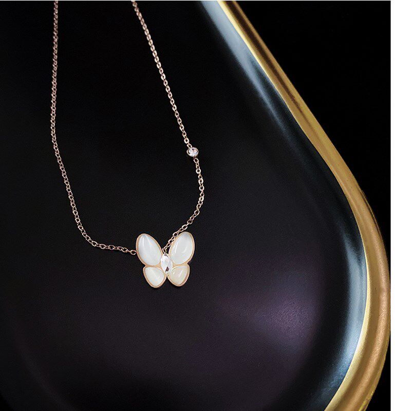 Minimalist cat eye stone lukewarm wind small crowddesign butterfly necklace women ins personality temperament net red collarbone chain neck chain-Taobao