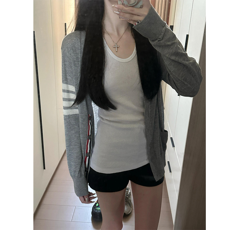 Gray V-Neck Knit Cardigan Women's Jacket Thin Sun-Protective Top with Four Stripes for Layering 2026 Summer New Style