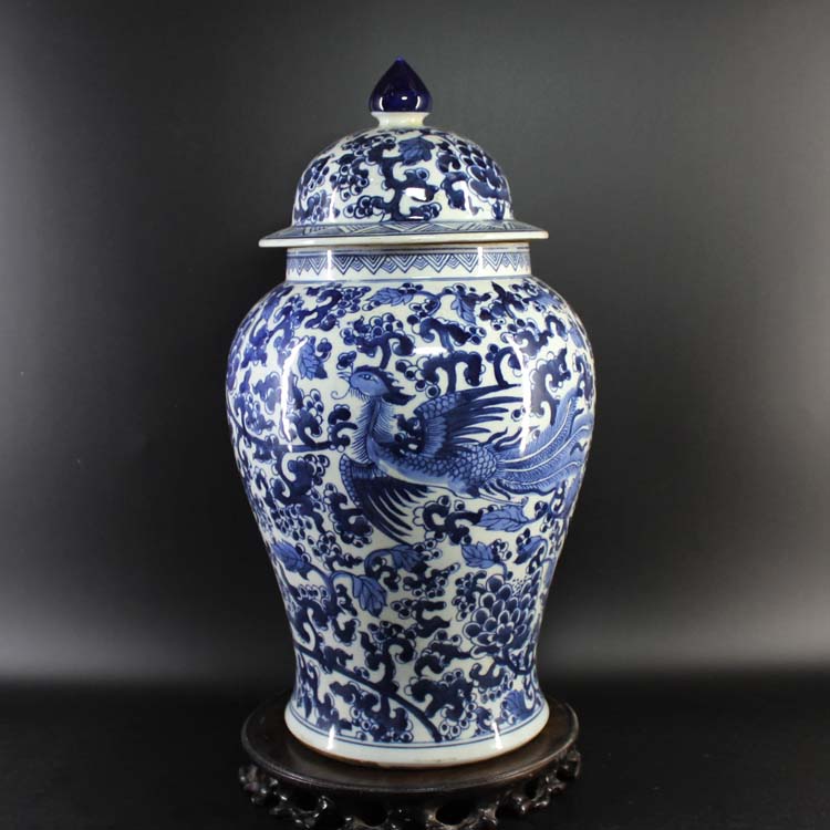 Jingdezhen Qinghua General pot Phoenix Pattern Kangxi-year style Ancient Play Antique Collection Boutique Pendulum of the People's Kiln Qing