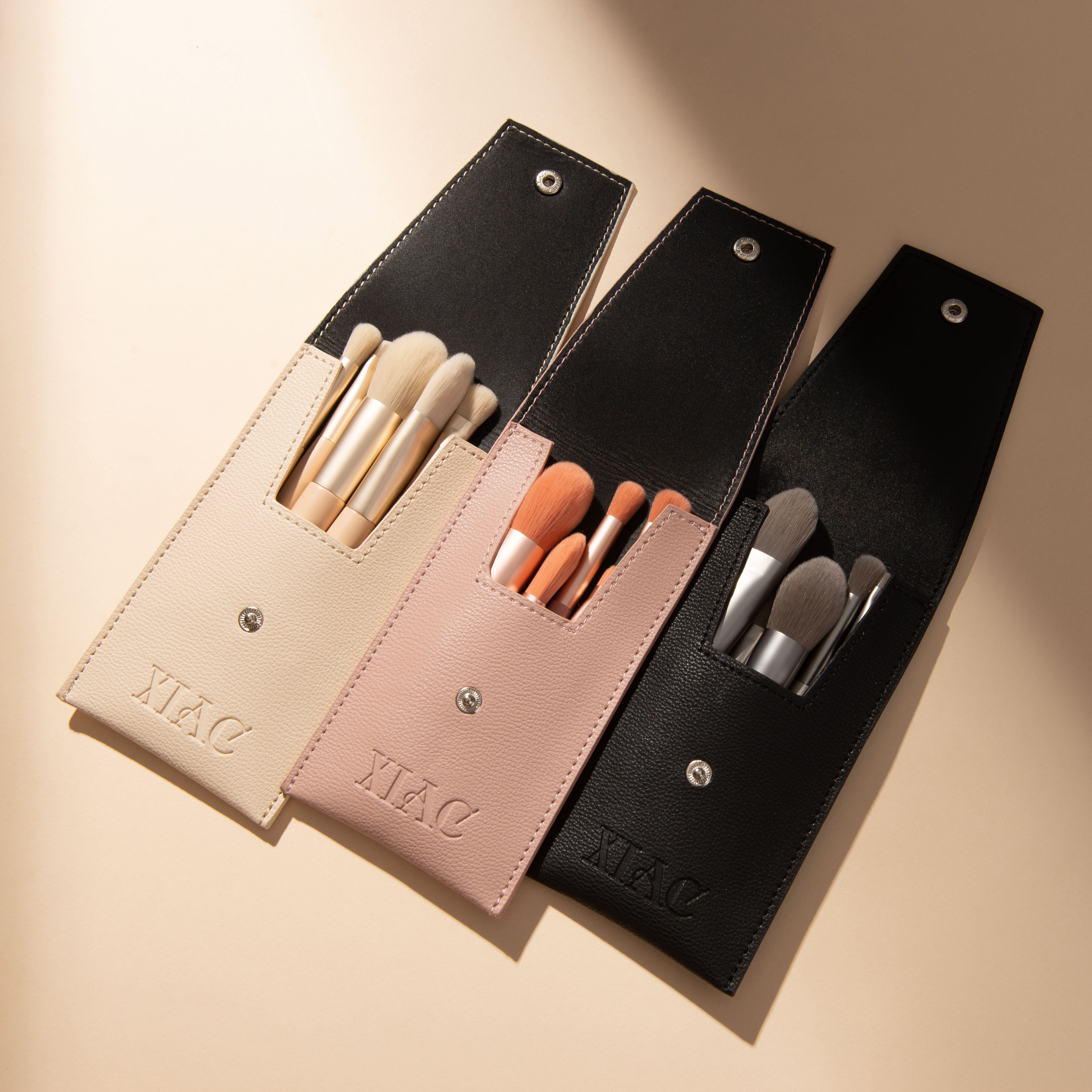 Japan XIAC makeup set brush super soft mini portable beginner eyebrow brush eyeshadow small set student fluffy full