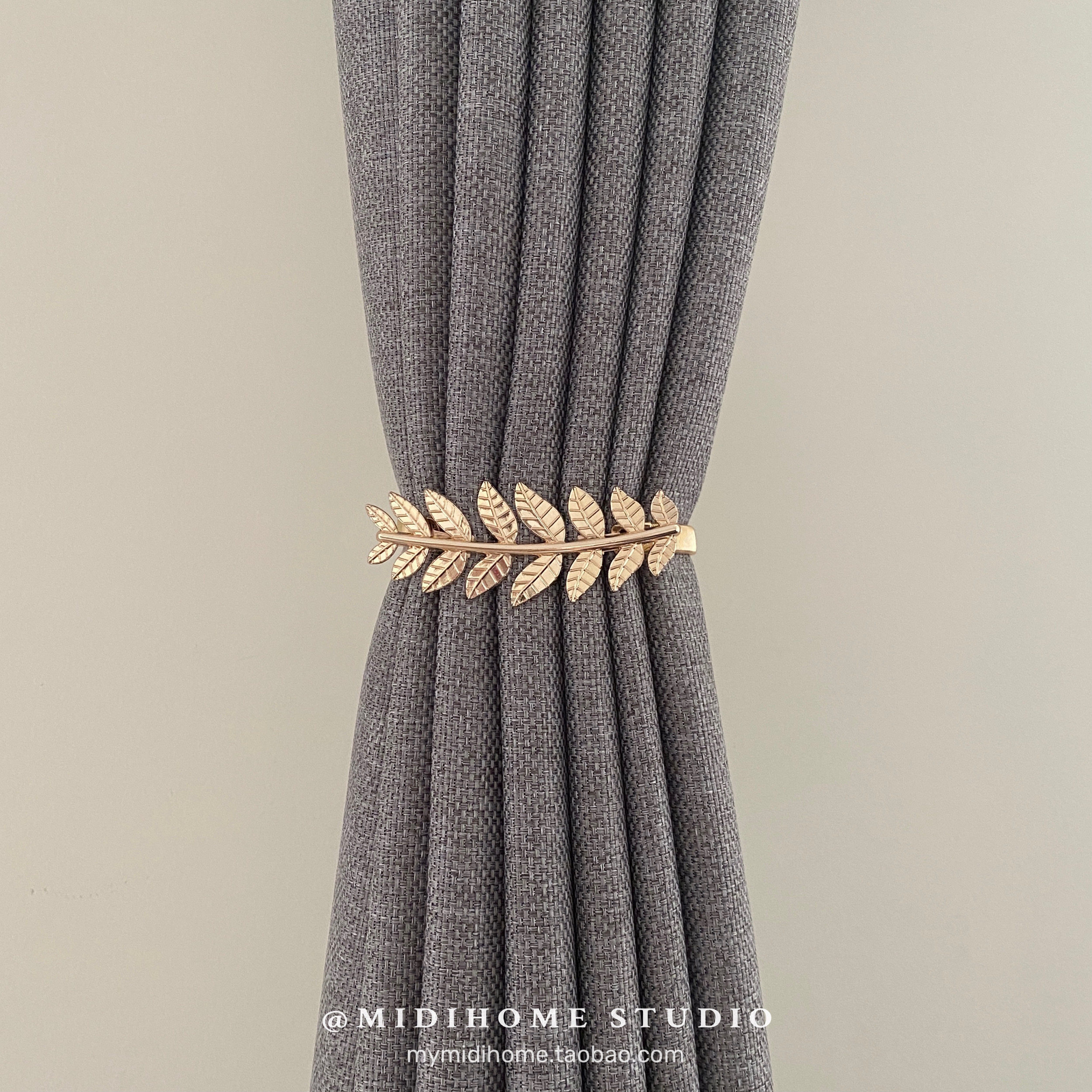 Simply modern metal alloy leaf feather deer head spring button type unpunched curtain binding band light luxury