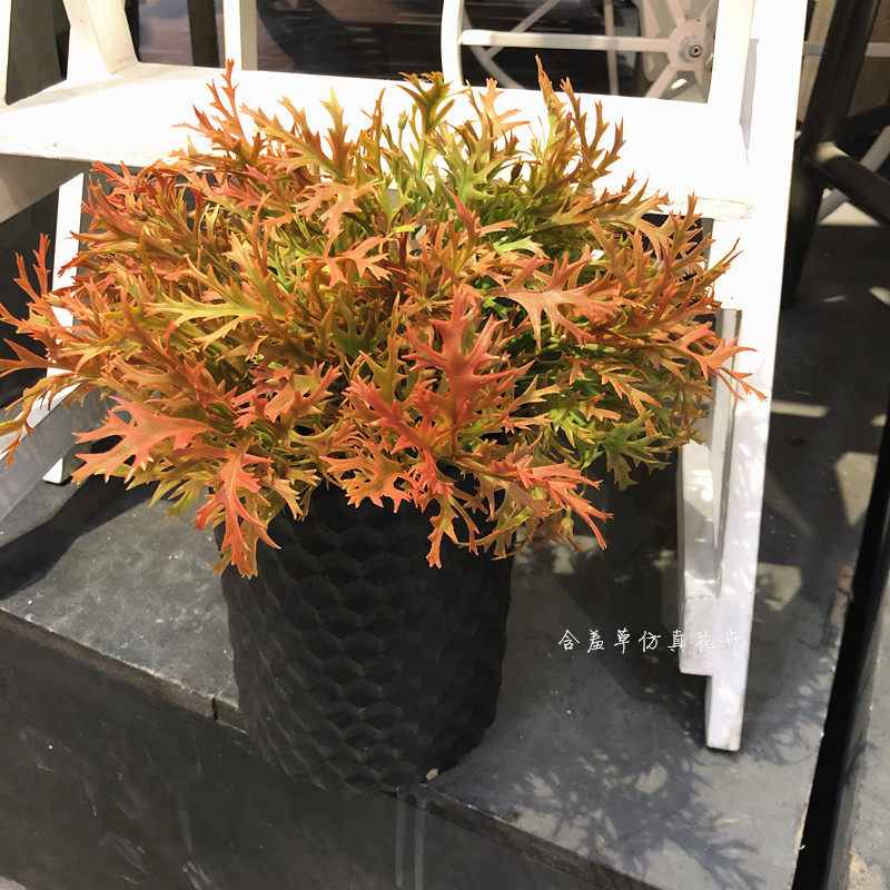 New special price small deer corner grass to decorate plant wall simulation grass with beam plastic grass green planting engineering