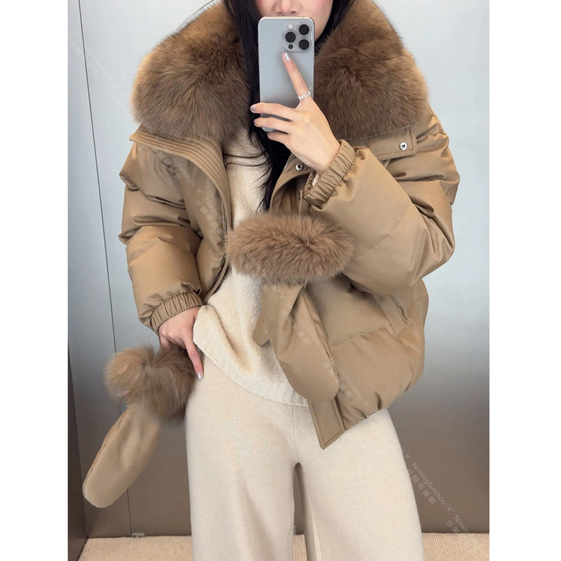 Ys Lp Collaboration Loro Silk Wool Top-Grade Silver Fox Fur Collar White Goose down Elegant Lightweight down Jacket Coat