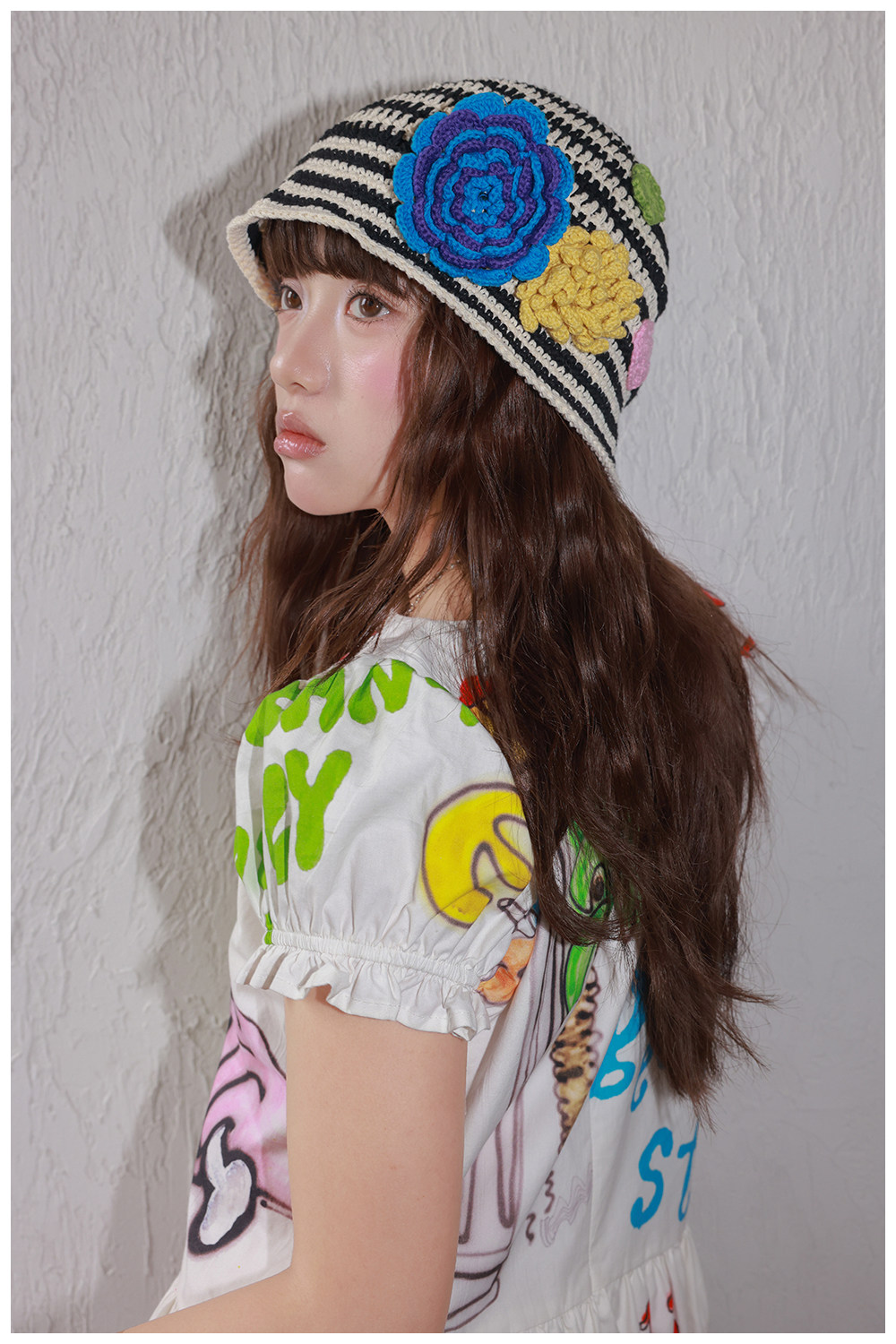 黒白ストライプの花柄 手編みクロシェハット（バケットハット