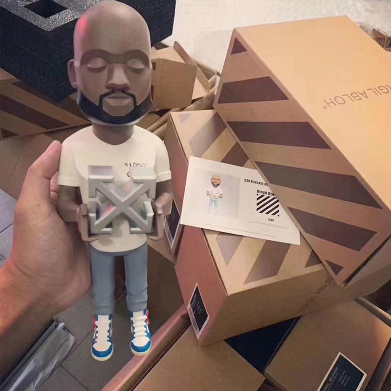 ow manager doll sculpture trend doll artist outfit desktop decoration Sculpture model Gift collection toy