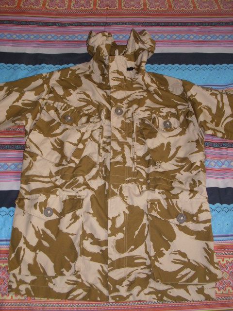 New British Army version British Army original UK imports 05 desert camouflak windproof windweaters (smock)
