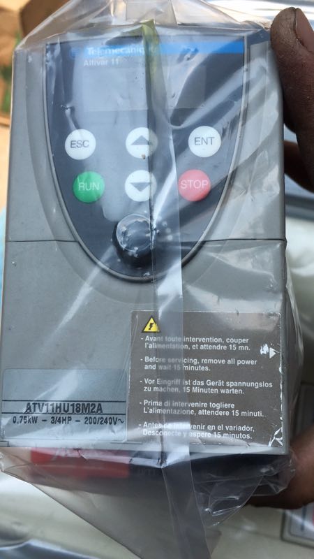 ATV11HU18M2A used Schneider 220V0.75KW inverter