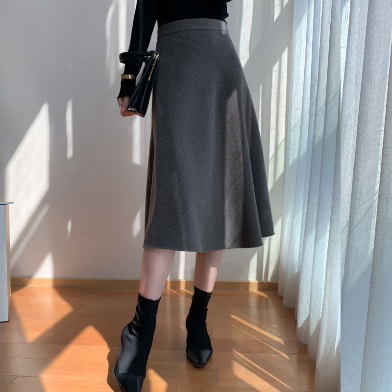 Mularsa grey extremely simple wind fur with half body dress 2021 autumn winter new high-waist temperament with long version of the umbrella skirt