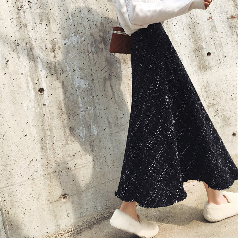 Mularsa High Waist Flow Su Black Plaid Hair Half Body Dress Woman 2021 Autumn Winter New A-word Medium Long Version Umbrella Skirt