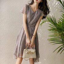 Mularsa short sleeve printed one-piece dress V collar 2022 Summer new ritual sensation Romantic Comfort with a long dress in the waist