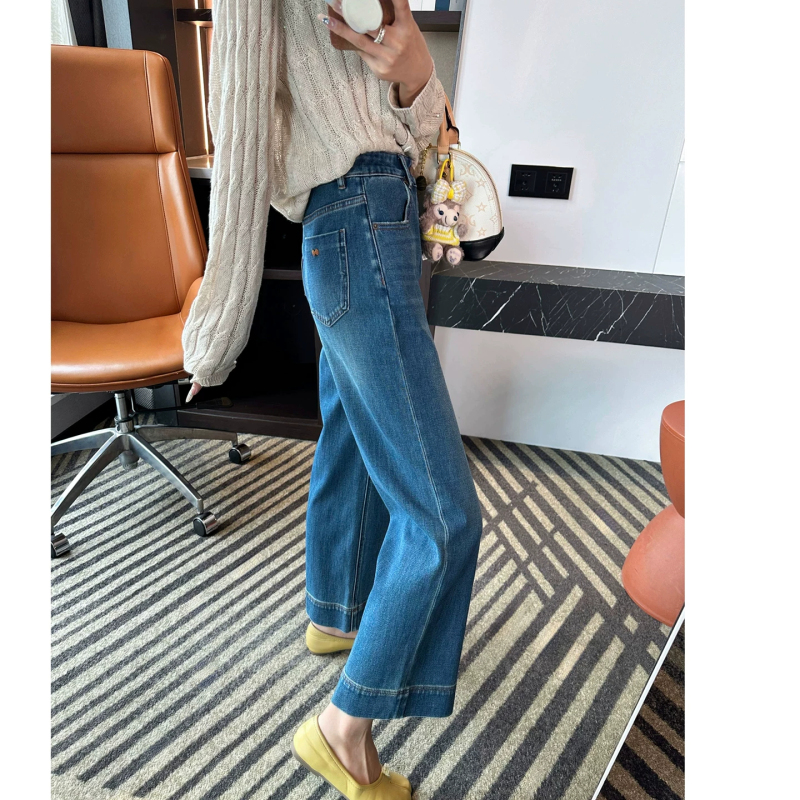 Stretchy Jeans Plus Size Women's Straight-Leg Pants for Curvy Women, Washed Soft Pants, Cropped Length, Trendy New High-Waisted Style This Year Stretchy Jeans Plus Size Women's Straight-Leg Pants for Curvy Women, Washed Soft Pants, Cropped Length, Trendy New High-Waisted Style This Year