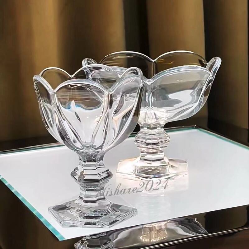 Baccarat Harcourt Tulip Series Dish-Shaped Cups, Tableware, Bowls, and Dishes Gift Set with Receipt Baccarat Harcourt Tulip Series Dish-Shaped Cups, Tableware, Bowls, and Dishes Gift Set with Receipt