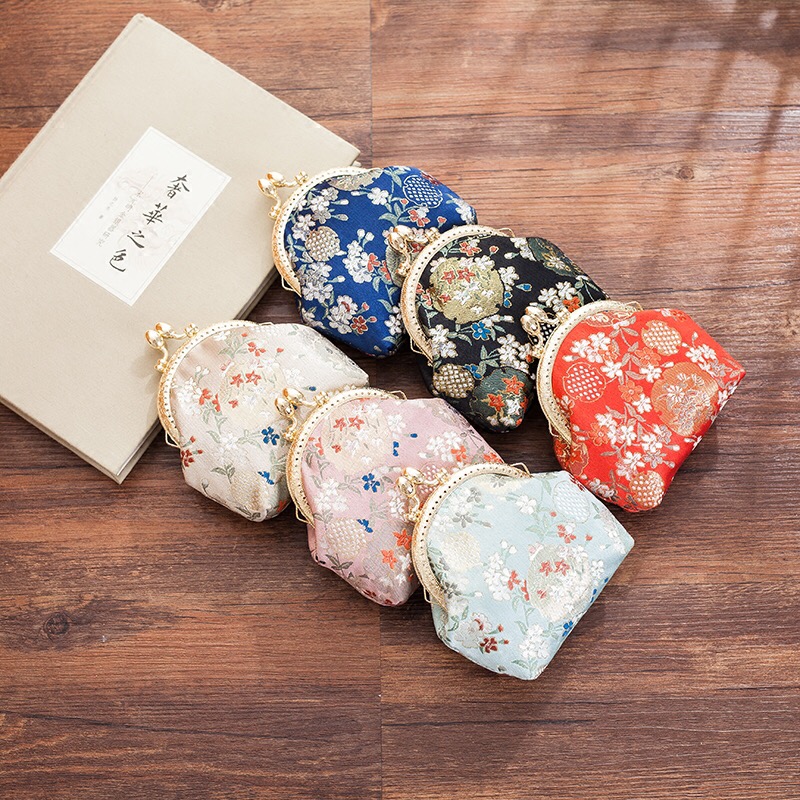 Child Interest Wallet Woman Retro Port Wind Girls Bag bag Oblique Satchel Girl Bag New 2022 Net Red Identical Foreign Pie