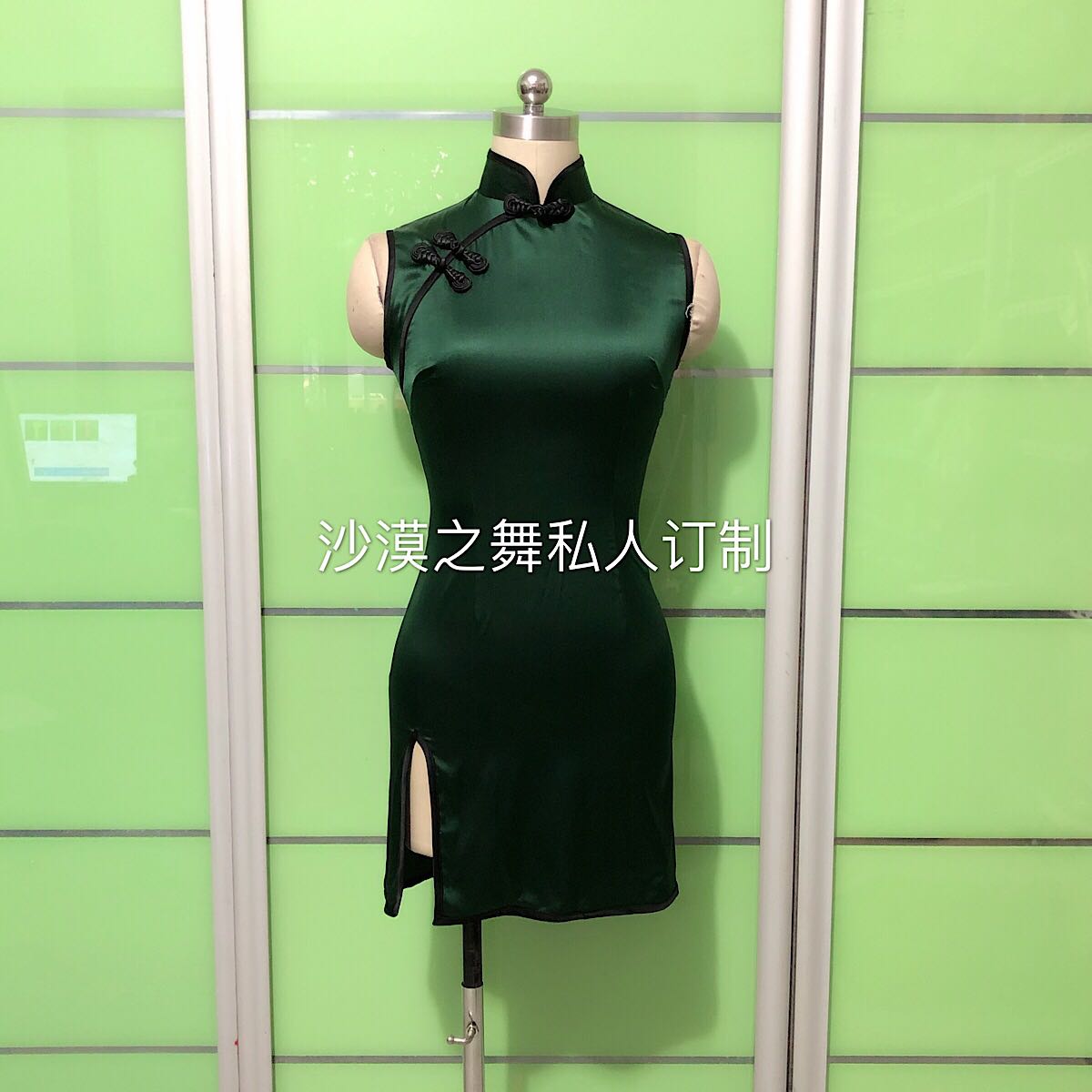 Real silk qipao's shoulder belly belly belly dance classical fusion style to perform the performance serve ink green volume tailor-made