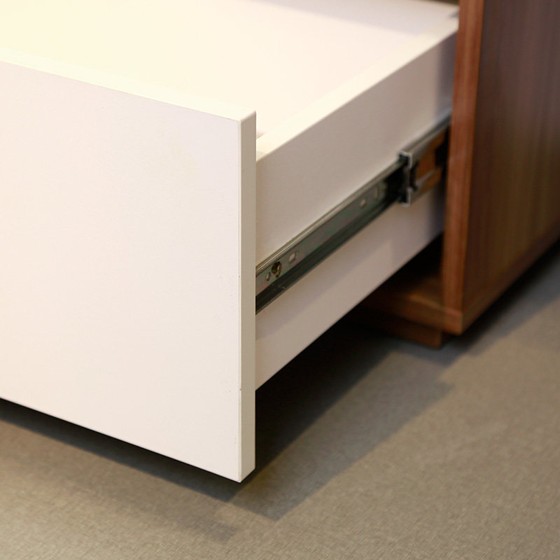 IKAZZ��Լ�ִ���ױ̨BL-06