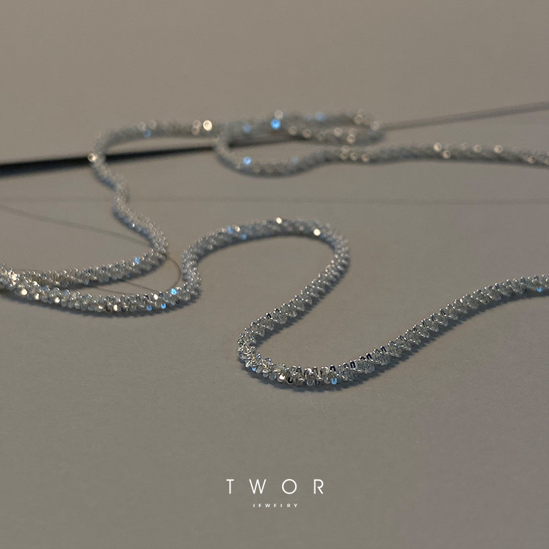 TWOR Italy VICENZA small crowd s925 silver wave light clear sparkling lock bone chain vegetarian chain naked chain 