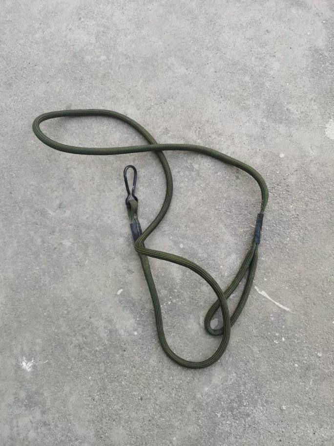 Green old-fashioned retro keychain, genuine leather