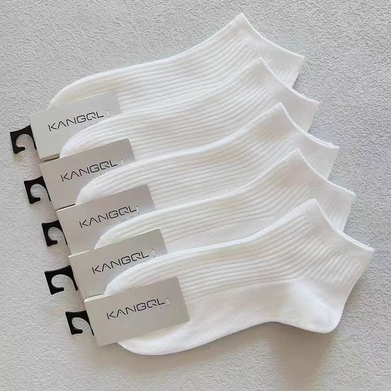Solid Color Socks for Men and Women, Black and White Double-Needle Short Socks, Summer Thin Style, Sweat-Absorbing, Low-Cut Pure Cotton Seamless Couple's Boat Socks Solid Color Socks for Men and Women, Black and White Double-Needle Short Socks, Summer Thin Style, Sweat-Absorbing, Low-Cut Pure Cotton Seamless Couple's Boat Socks