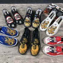2022 new social shoes embroidered face makeup canvas shoes driving shoes men and women lazy shoes all-match old Beijing cloth shoes