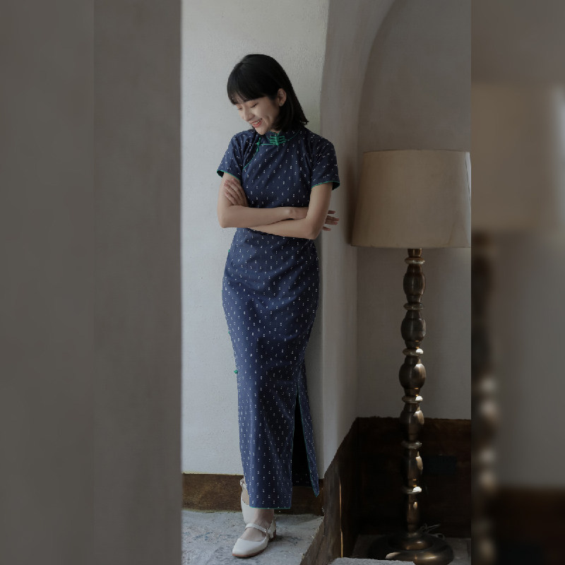 Jasmine spring summer short sleeve sleeve all blue - skinned medium - long edition of retro - daily brittle flame blue mountain