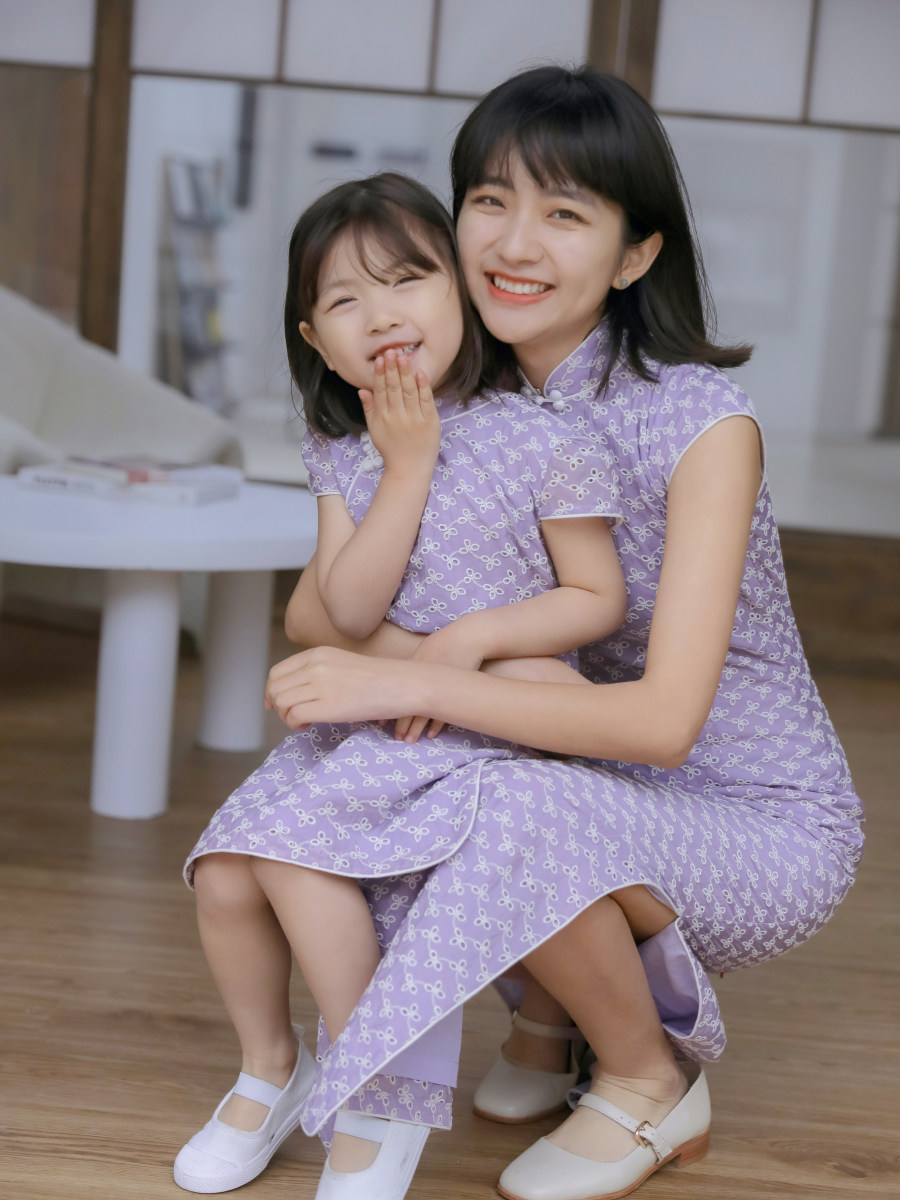 Momo Cheongsam Spring and Autumn Sleeveless Side Zipper Daily Improvement Embroidered Cheongsam for Parent-child and Children Taro Milk Tea