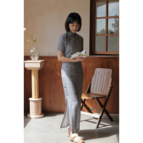 Jasmine cheongsam summer three-point sleeve full open long retro Literature and Art Daily plaid silk cheongsam Yanjing