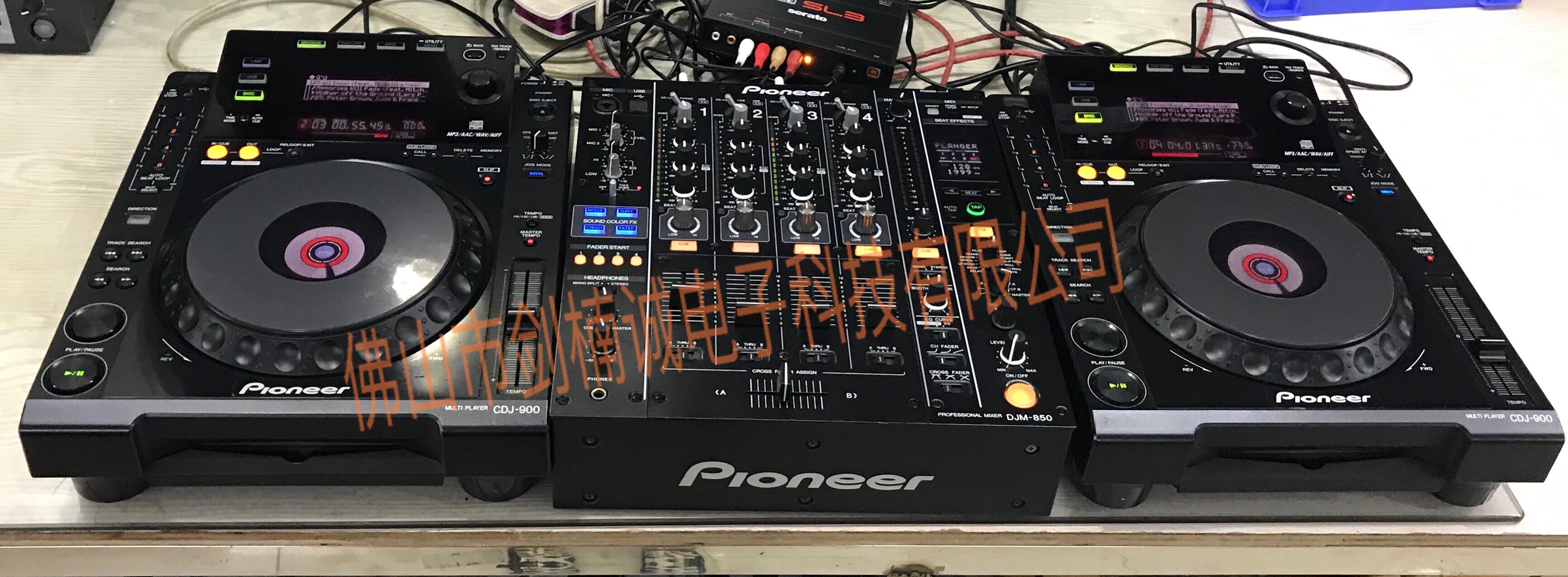 Pioneer cdj-900DJ controller equipment mixer set built-in sound card can be inserted into the flash drive can put disc cd