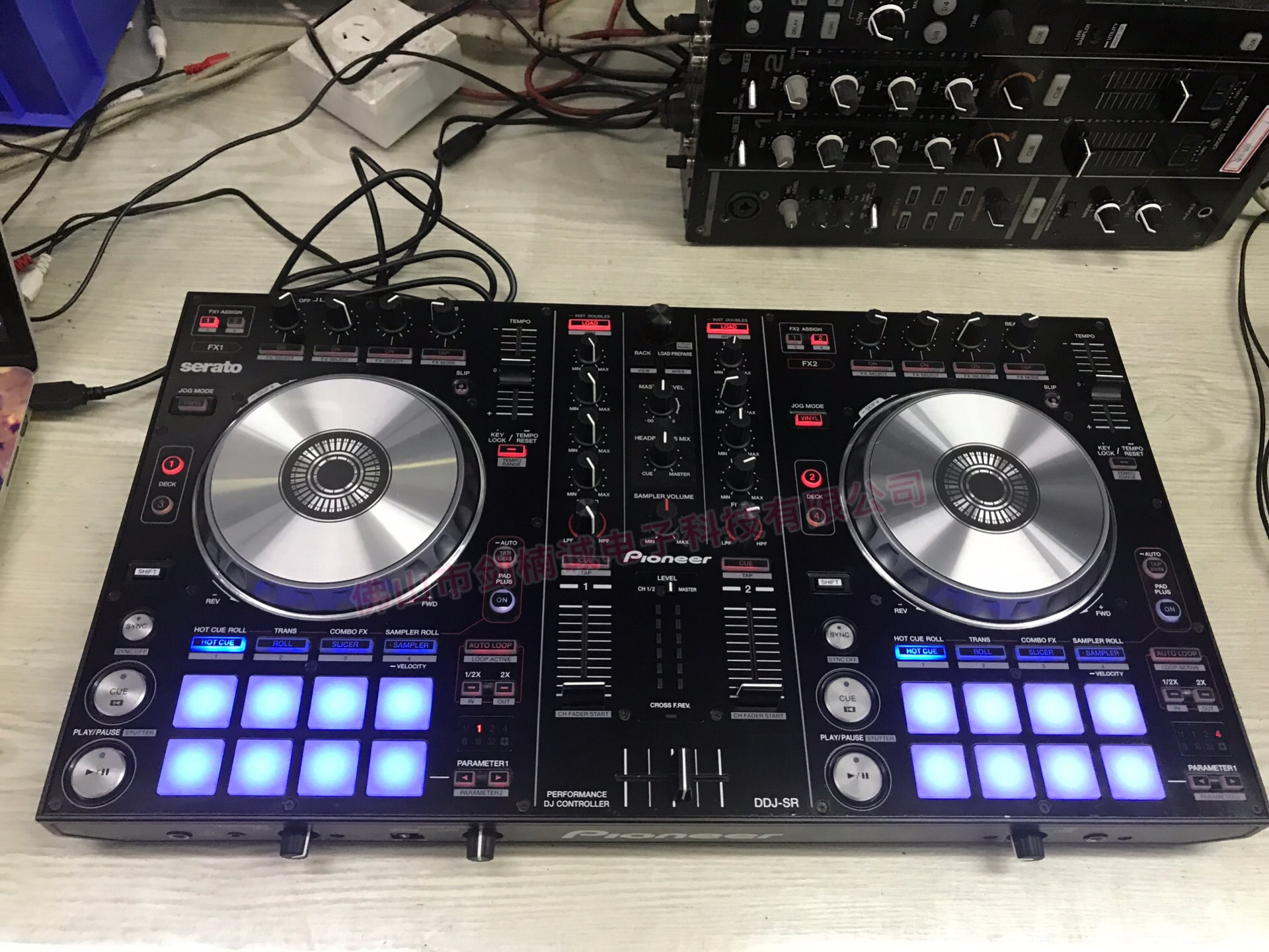 Pioneer pioneer original imported ddj-srAll digital controller live DJ controller spot