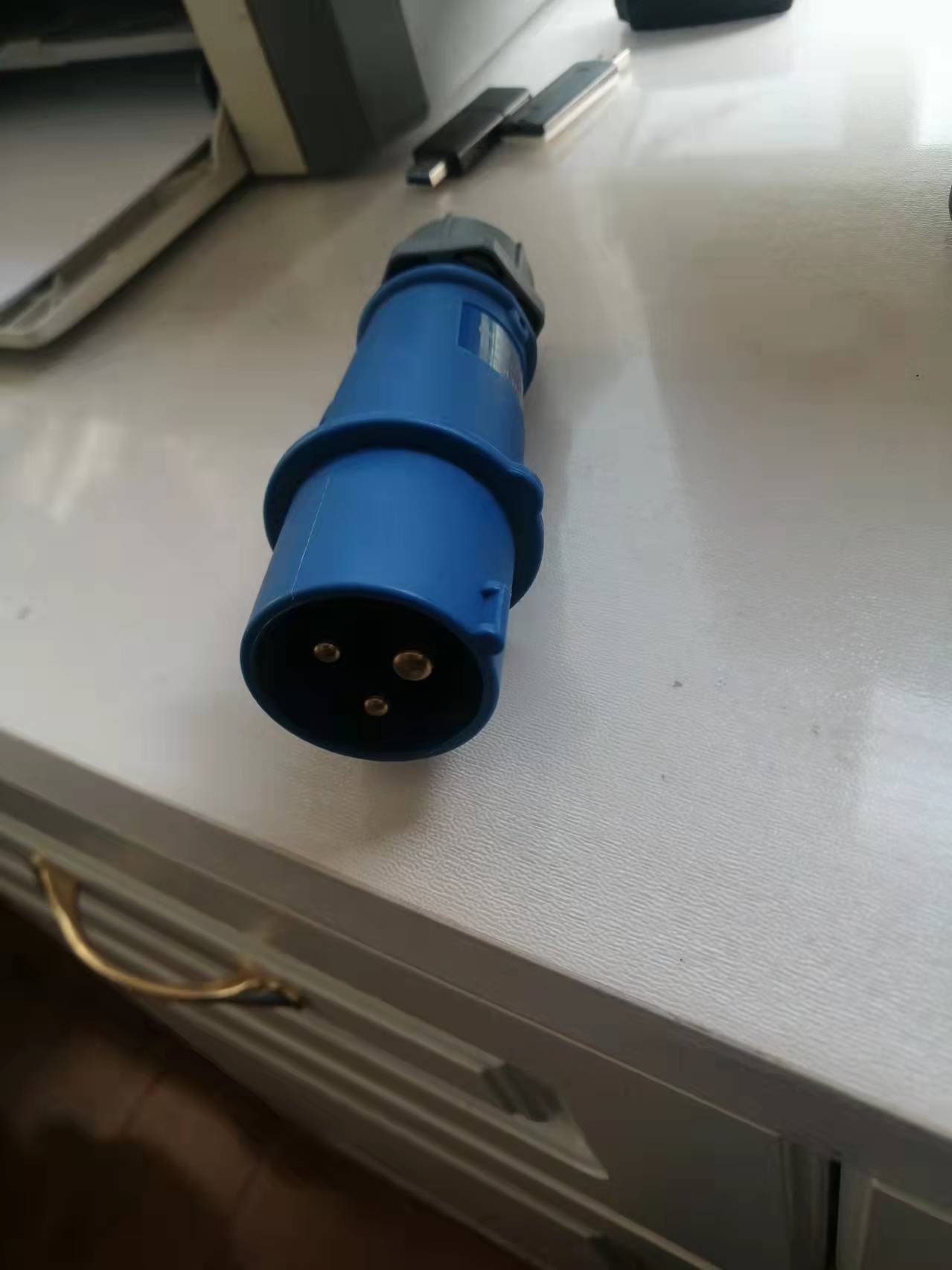 German original Mannay Kos MENNEKES AIR PLUG WATERPROOF PLUG INDUSTRIAL PLUG SOCKET typ522