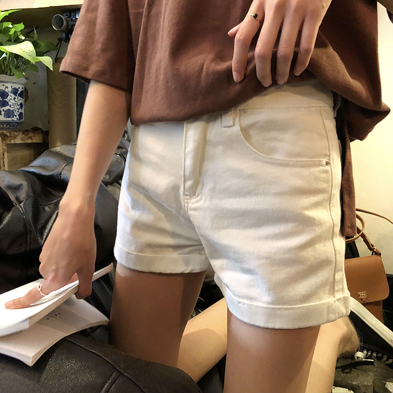White Denim Shorts for Women, Summer New Style, Plus Size, High Waist, Stretchy, Loose, Slimming, Wide-Leg A-Line Hot Pants White Denim Shorts for Women, Summer New Style, Plus Size, High Waist, Stretchy, Loose, Slimming, Wide-Leg A-Line Hot Pants