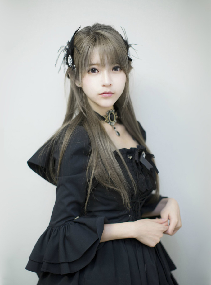 Perruque ANNA LUO  .  Long cheveux raides - Ref 2607359 Image 24