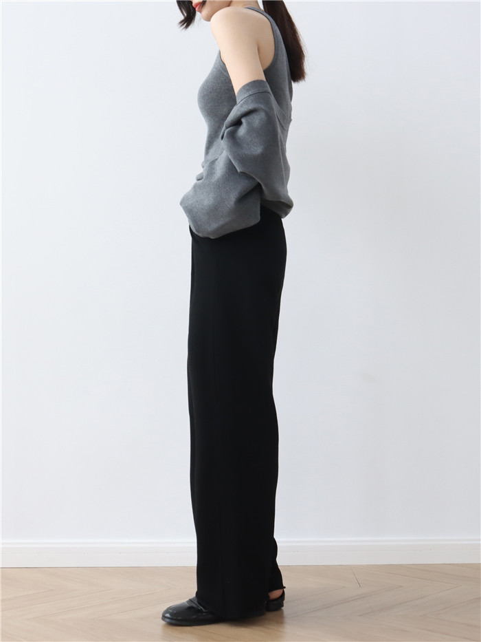 The new 2022 autumn collection of woolen knitted cardigan for women features a loose-fitting shawl with a laid-back style. It is a one-piece solid-color outerwear with a small coat pic 17