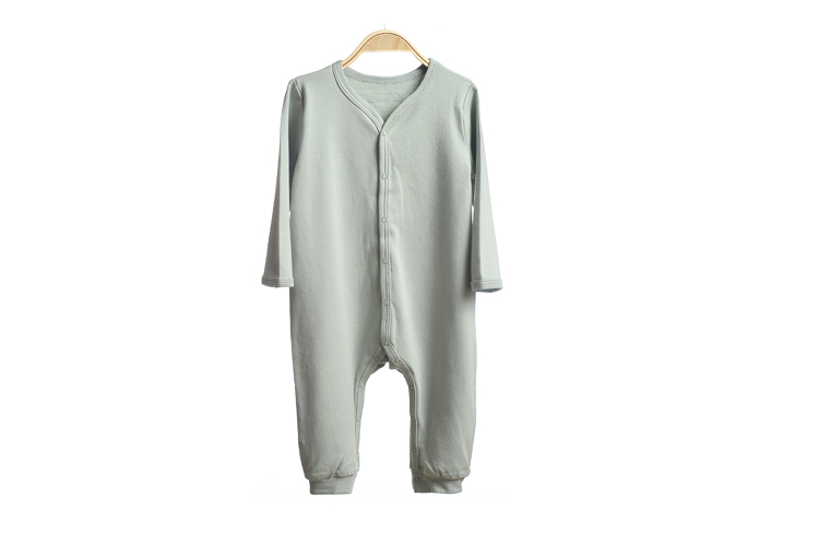 Quần áo trẻ em mùa xuân và mùa thu 3 cotton nam quần áo mùa thu 6 tháng dài tay áo ngủ 1 tuổi 2 quần áo leo núi quần áo trẻ sơ sinh thu đông