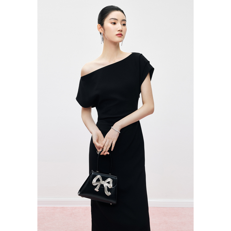 Mandyzhang Hepburn-Style Acetate One-Shoulder Black Dress for Women, Summer Elegant Light Dress, Banquet Dress